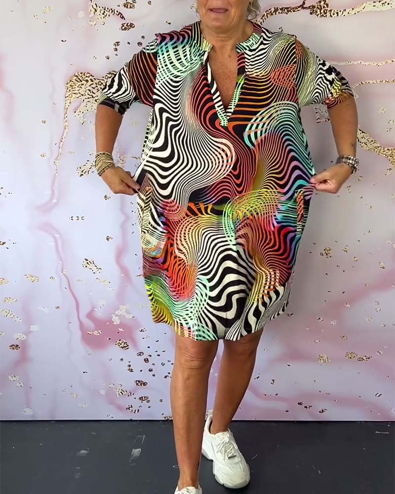Ria™ | Robe colorée à col en V